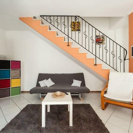 لوكا La Casina Gialla Independent House - Near The Walls المظهر الخارجي الصورة